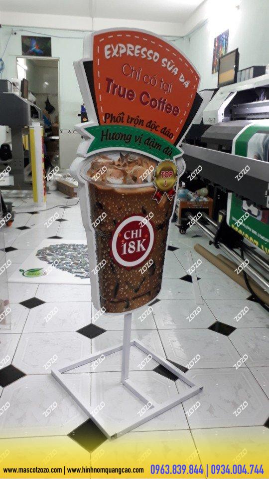 standee-mo-hinh-quang-cao-hai-mat.jpg standee mo hinh quang cao hai mat