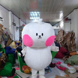 mascot gấu trắng