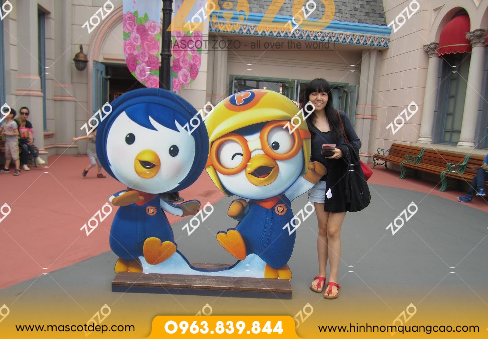 standee-mo-hinh-3d-1.jpg standee mo hinh 3d 1